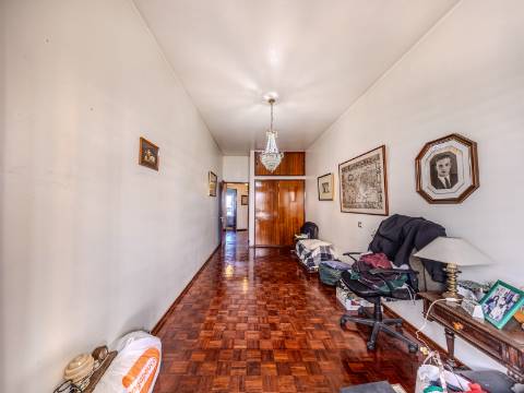FARO - Apartamento T5 com VISTA MAR