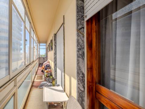 FARO - Apartamento T5 com VISTA MAR