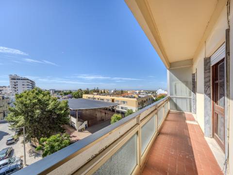 FARO - Apartamento T5 com VISTA MAR