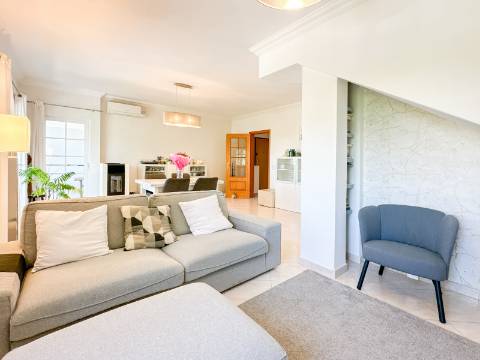 Almancil, Loulé - Apartamento de 4 Quartos à Venda