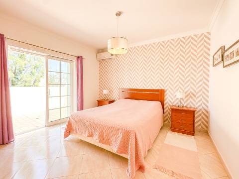 Almancil, Loulé - Apartamento de 4 Quartos à Venda