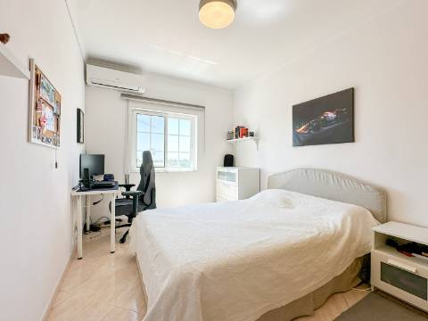 Almancil, Loulé - Apartamento de 4 Quartos à Venda