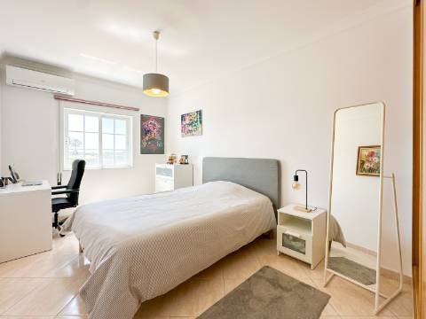 Almancil, Loulé - Apartamento de 4 Quartos à Venda