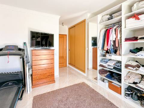 Almancil, Loulé - Apartamento de 4 Quartos à Venda