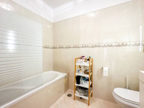 Almancil, Loulé - Apartamento de 4 Quartos à Venda