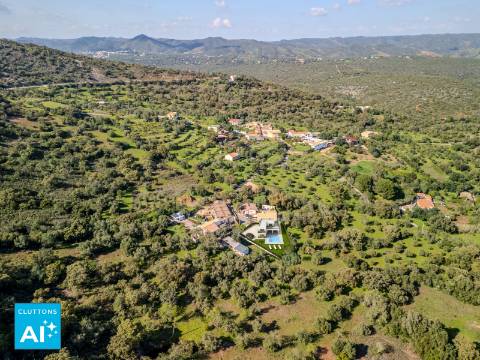 LOULÉ - Moradia T3 Contemporânea com Piscina perto da Quinta da Ombria Golf Resort