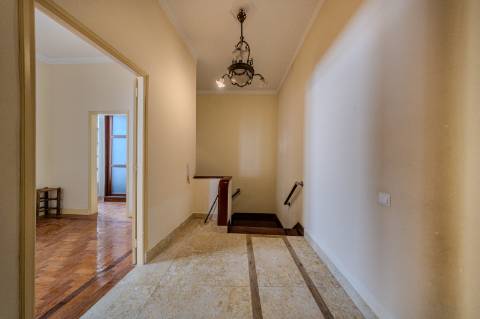 Lagos - Charmoso Apartamento T3 com terraço privado em pleno centro da cidade