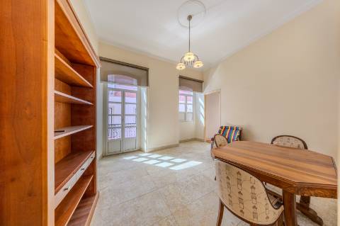 Lagos - Charmoso Apartamento T3 com terraço privado em pleno centro da cidade
