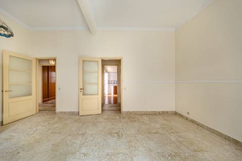 Lagos - Charmoso Apartamento T3 com terraço privado em pleno centro da cidade