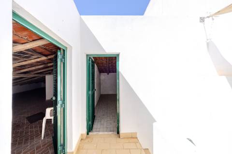 Lagos - Charmoso Apartamento T3 com terraço privado em pleno centro da cidade