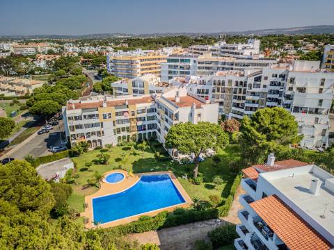 Vilamoura - Fantástico apartamento T3 em condomínio com piscina