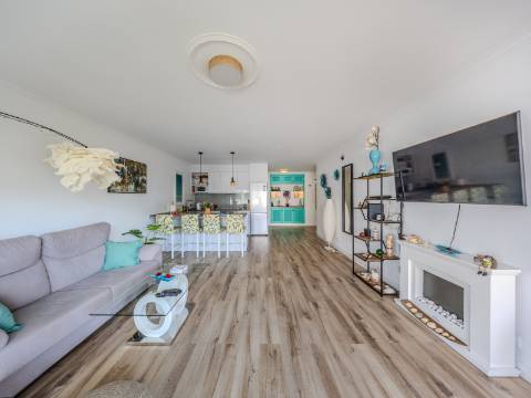 Vilamoura - Fantástico apartamento T3 em condomínio com piscina
