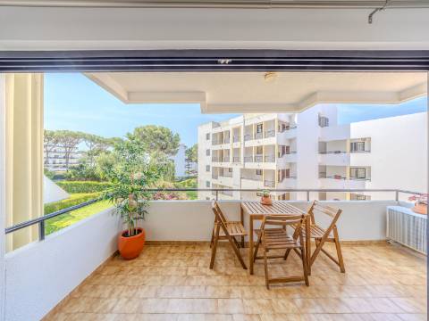 Vilamoura - Fantástico apartamento T3 em condomínio com piscina
