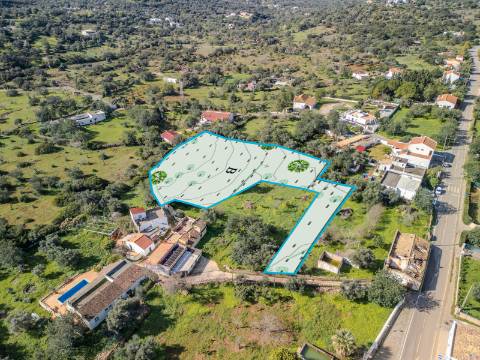 LOULÉ - Terreno urbano para construção de uma moradia até 450 m²