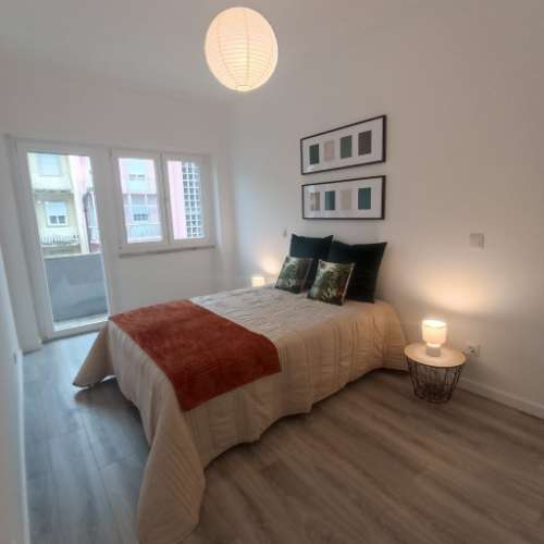 Apartamento T3 | Novo | Varanda e vista para Monsanto | Benfica