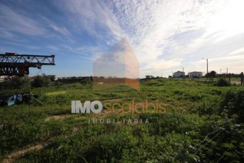 Monte Cravo - Terreno de 2.000m² para Construção de Moradias de Luxo em Santarém