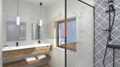 Moradia T4, com Piscina em Almeirim
