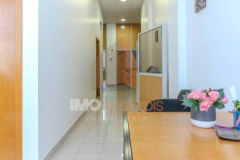 Loja com 167 m² para comércio – Santarém