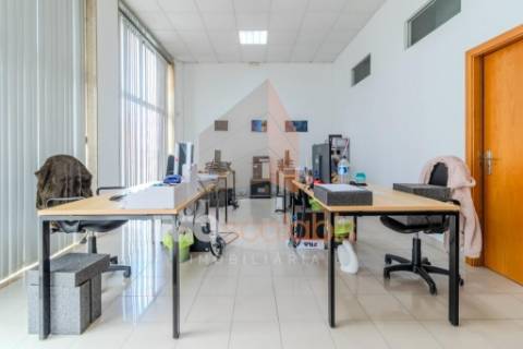 Loja com 167 m² para comércio – Santarém