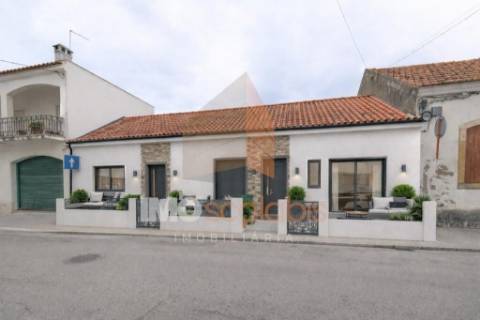 E se pudesse criar a sua casa de sonho no centro de Almeirim?
