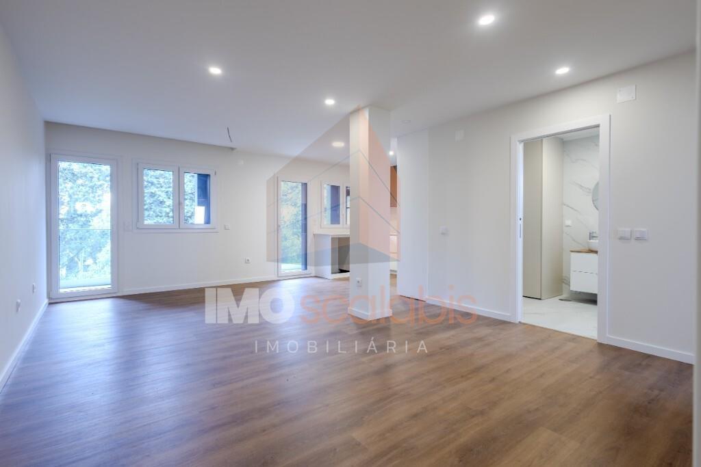 Apartamento T2 com vista rio – 3.º andar com elevador
