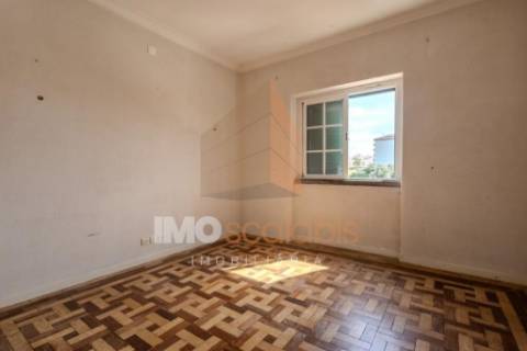 Moradia T4 no Centro de Santarém