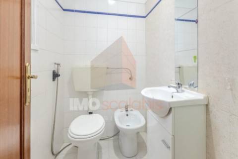 Apartamento T3 com Elevador e Vista Desafogada