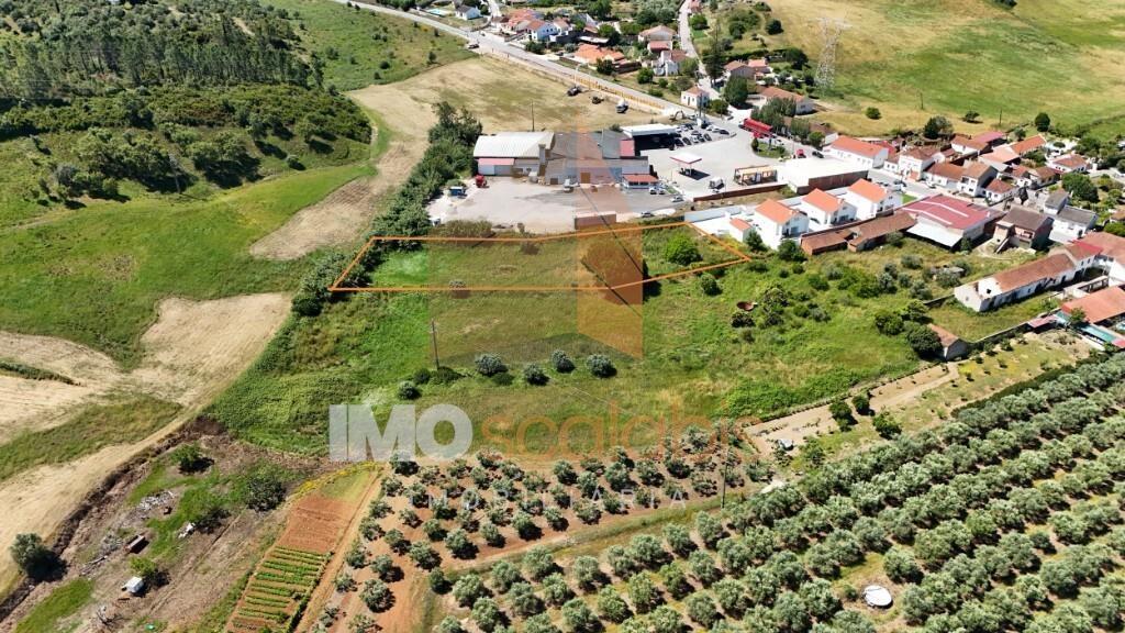 Terreno Urbano com Viabilidade de Construção em Tremês