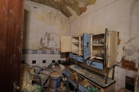 Moradia Típica T2 para Reconstruir em Fuzeta