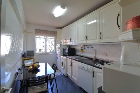 Apartamento T3 em Olhão