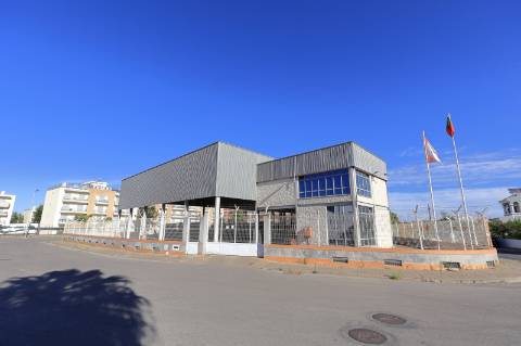 Armazém em Olhão