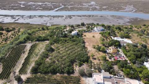 Moradia T2 + 2 para renovar em Arroio - Luz de Tavira
