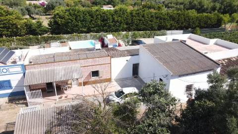 Moradia T2 + 2 para renovar em Arroio - Luz de Tavira
