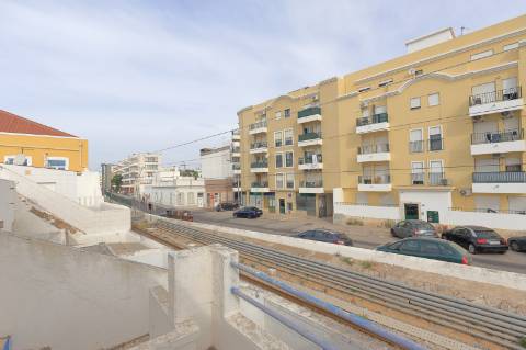 Apartamento T2 em Olhão