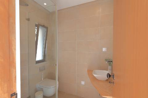 Moradia T3 com Piscina e Terreno em Porto Carvalhoso - Tavira