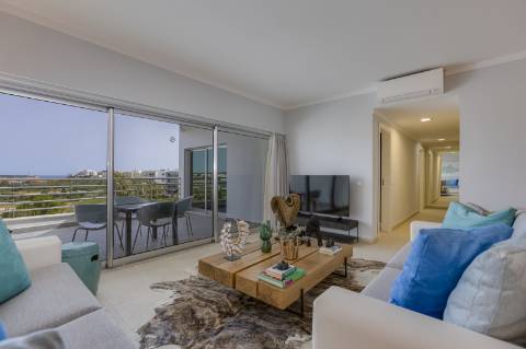 Apartamento T2 na Praia da Rocha - Investimento