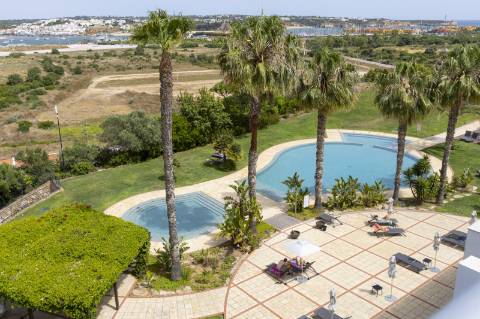 Apartamento T2 na Praia da Rocha - Investimento