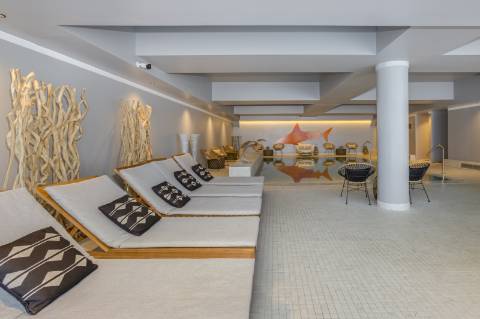 Apartamento T2 na Praia da Rocha - Investimento
