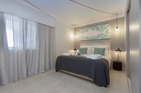 Apartamento T2 na Praia da Rocha - Investimento