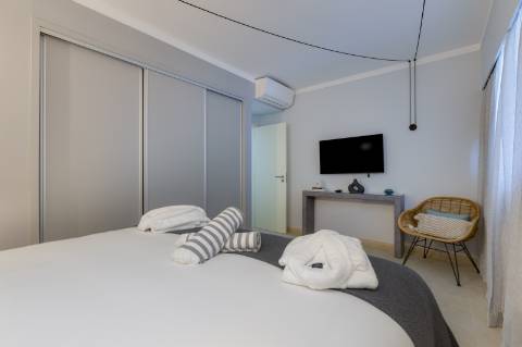Apartamento T2 na Praia da Rocha - Investimento