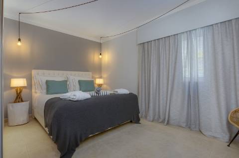 Apartamento T2 na Praia da Rocha - Investimento