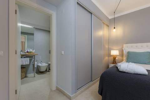 Apartamento T2 na Praia da Rocha - Investimento