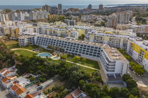 Apartamento T2 na Praia da Rocha - Investimento