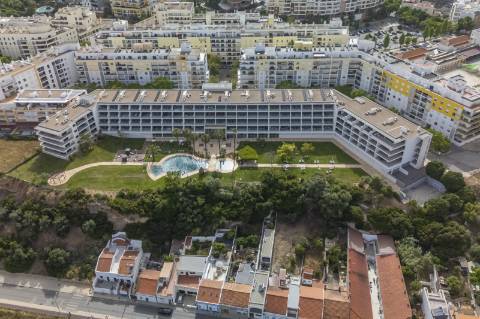 Apartamento T2 na Praia da Rocha - Investimento