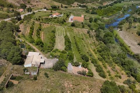 Quinta em Charcoes - Alferce - Monchique