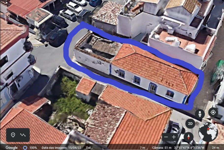 2 moradias tradicionais para recuperar no Centro de Alvor