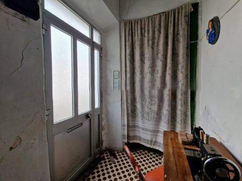 2 moradias tradicionais para recuperar no Centro de Alvor