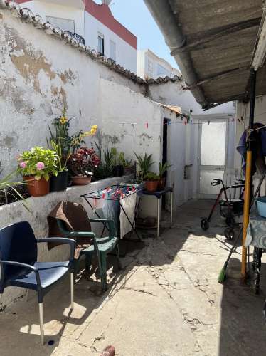2 moradias tradicionais para recuperar no Centro de Alvor