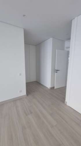 Elegância Contemporânea com Piscina Privativa | Exclusiva Moradia T3 Térrea em Monte Canelas, Portimão,Algarve