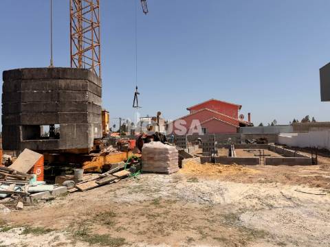 Moradia T5 | Em Construção | Ortigosa | Leiria
